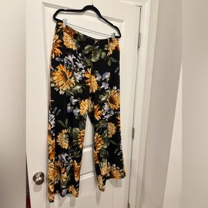 New York and Company floral wide leg pants